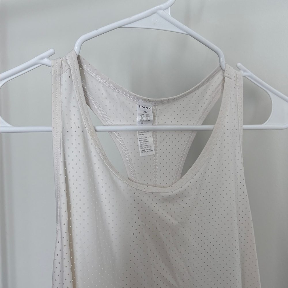 SPANX Razorback Tank